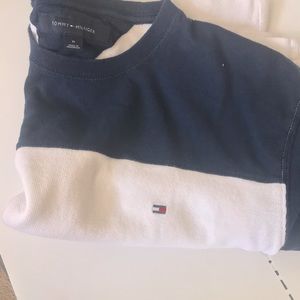 Tommy Hilfiger authentic t shirt classic vintage